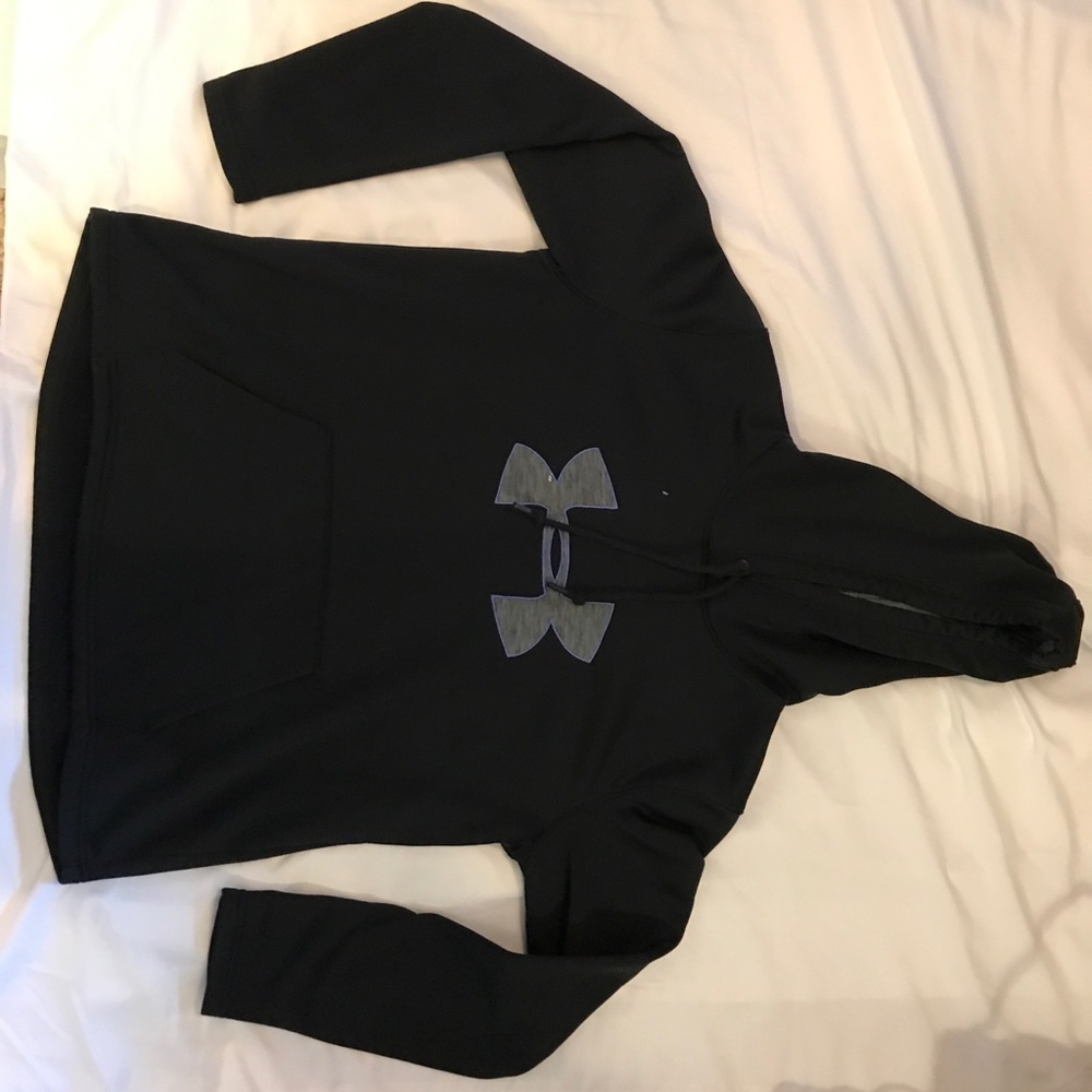 Under Armour Sweatshirt